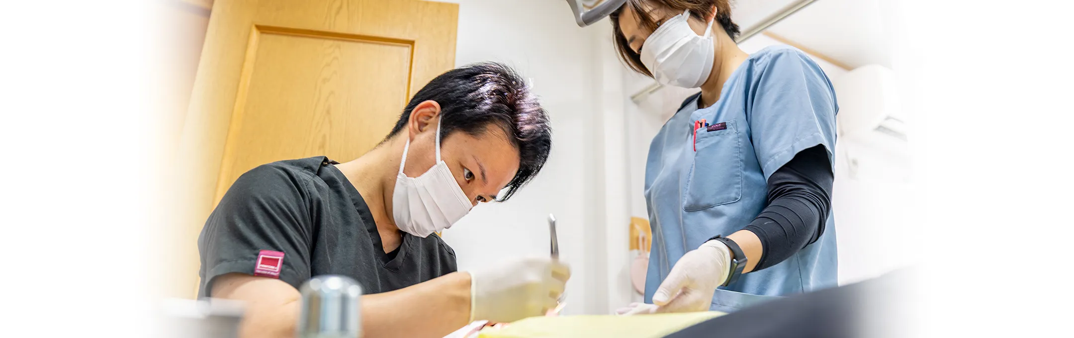 歯を多く失った方の「噛めない」「話しにくい」を解決します