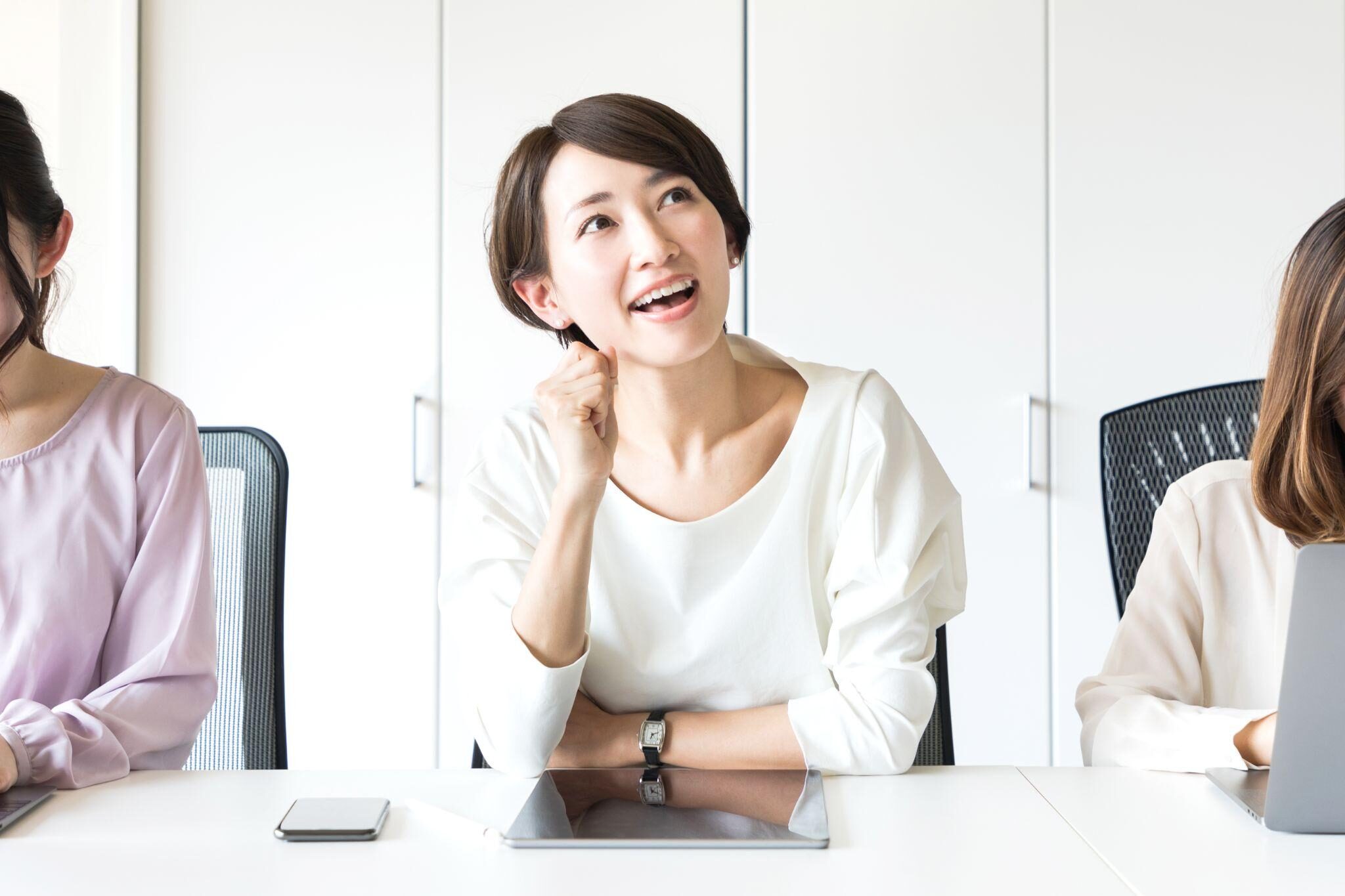 芸能人がインプラントを選ぶ理由