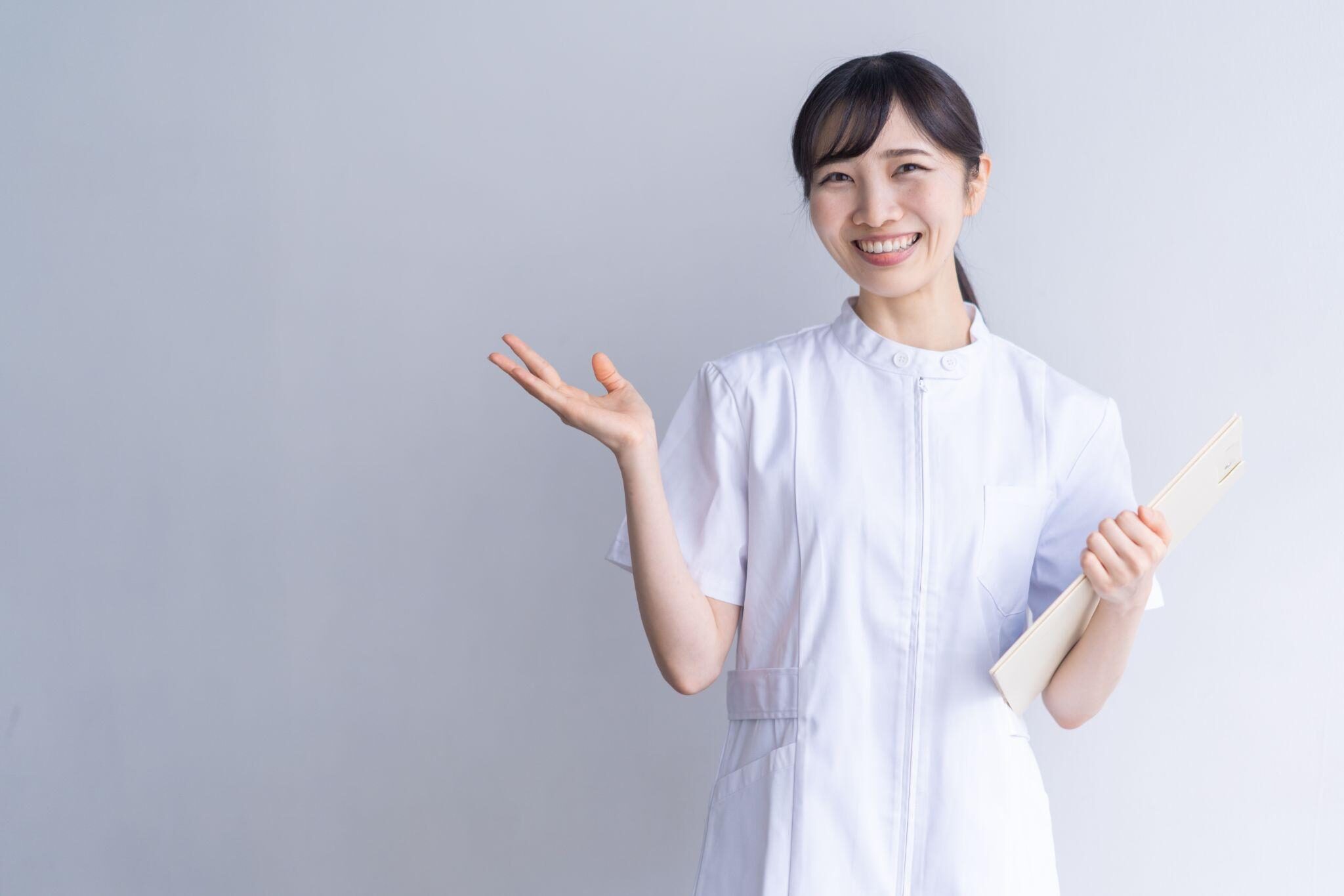 インプラント手術後に腫れがひどくなるのを防ぐ対策