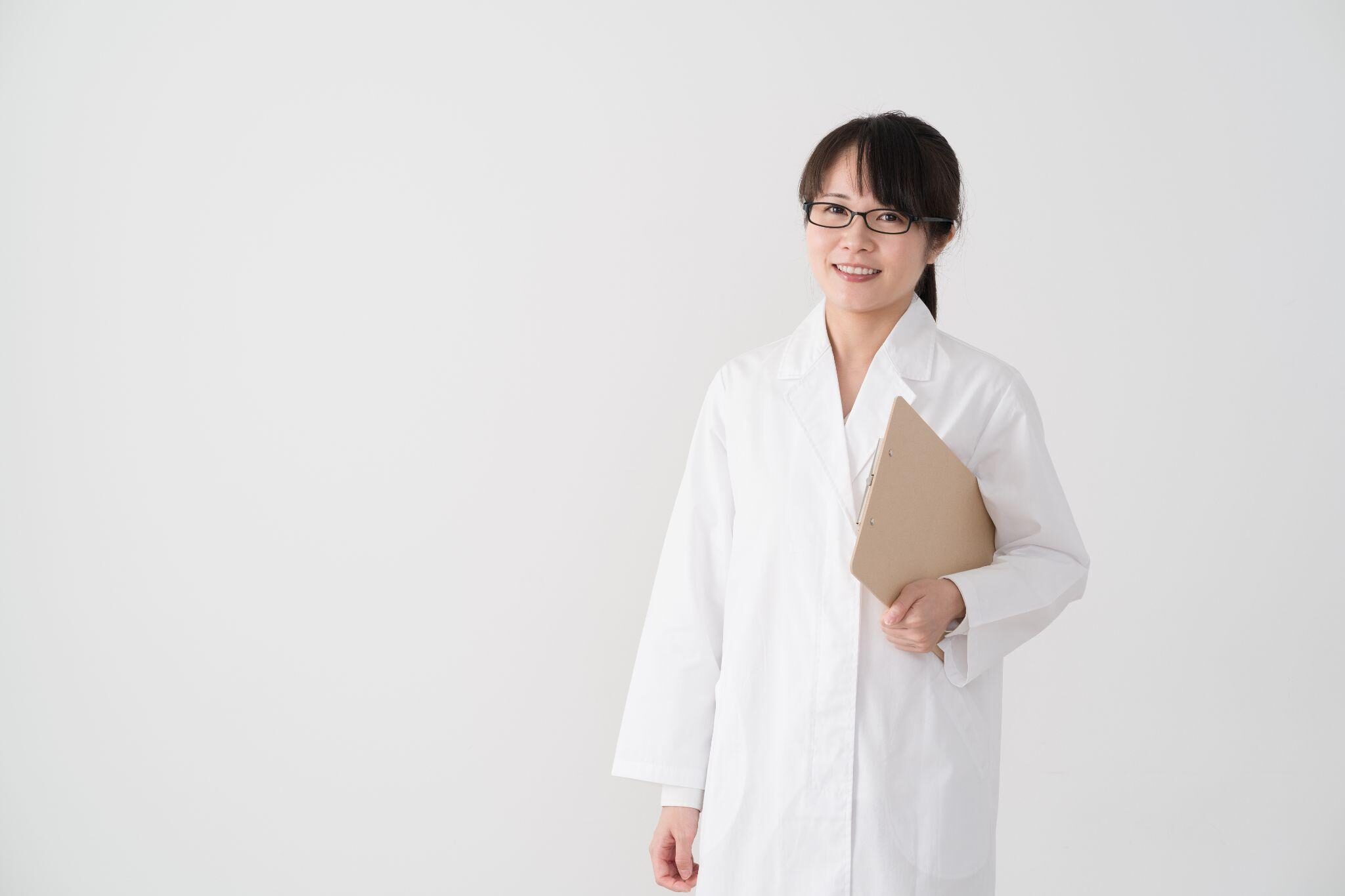 前歯のインプラントでよくある質問