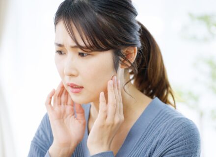 歯が欠けたけどすぐ歯医者に行けない。やることとNG行動